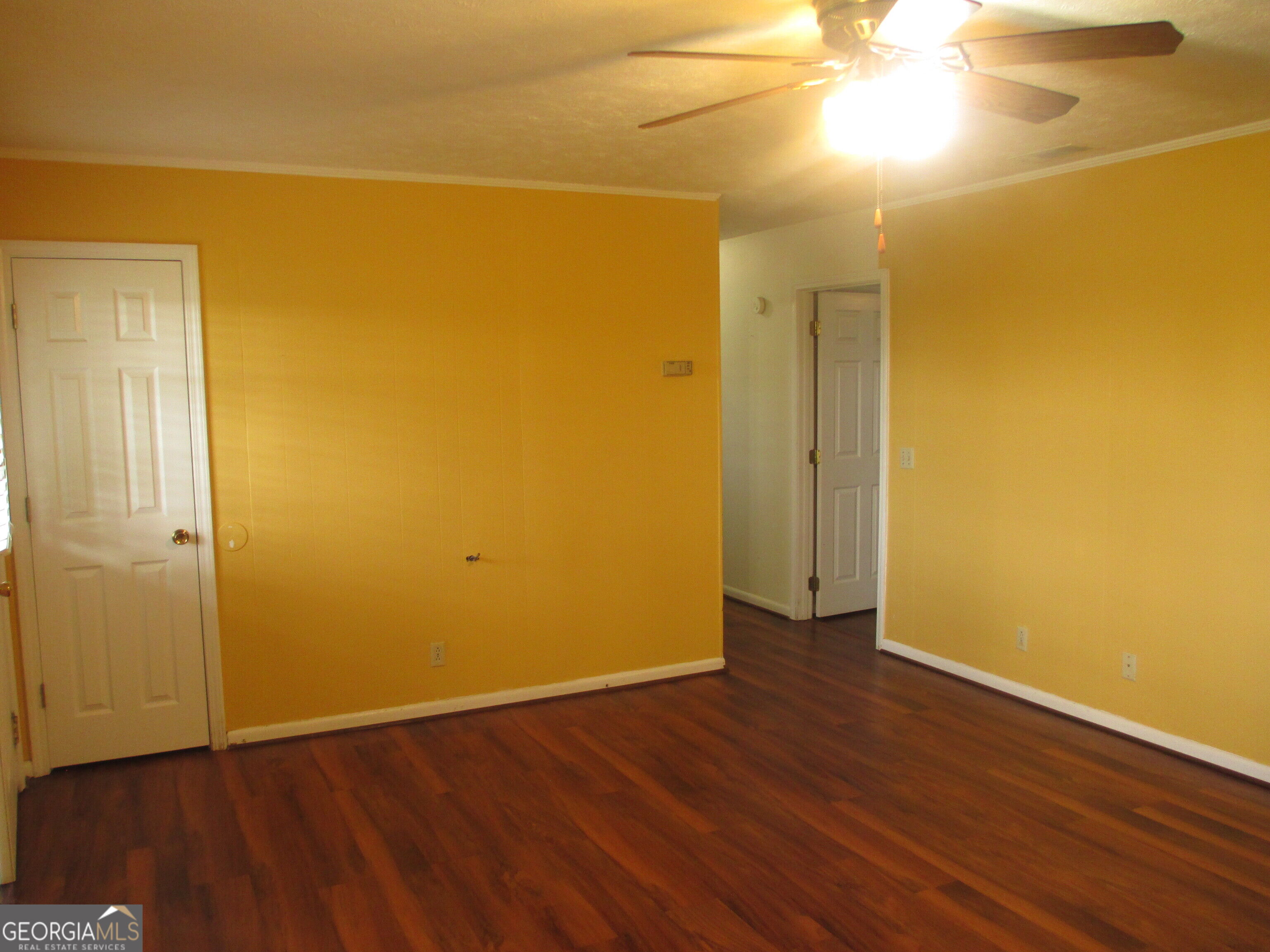 94 S Miller Street Property Photo 9