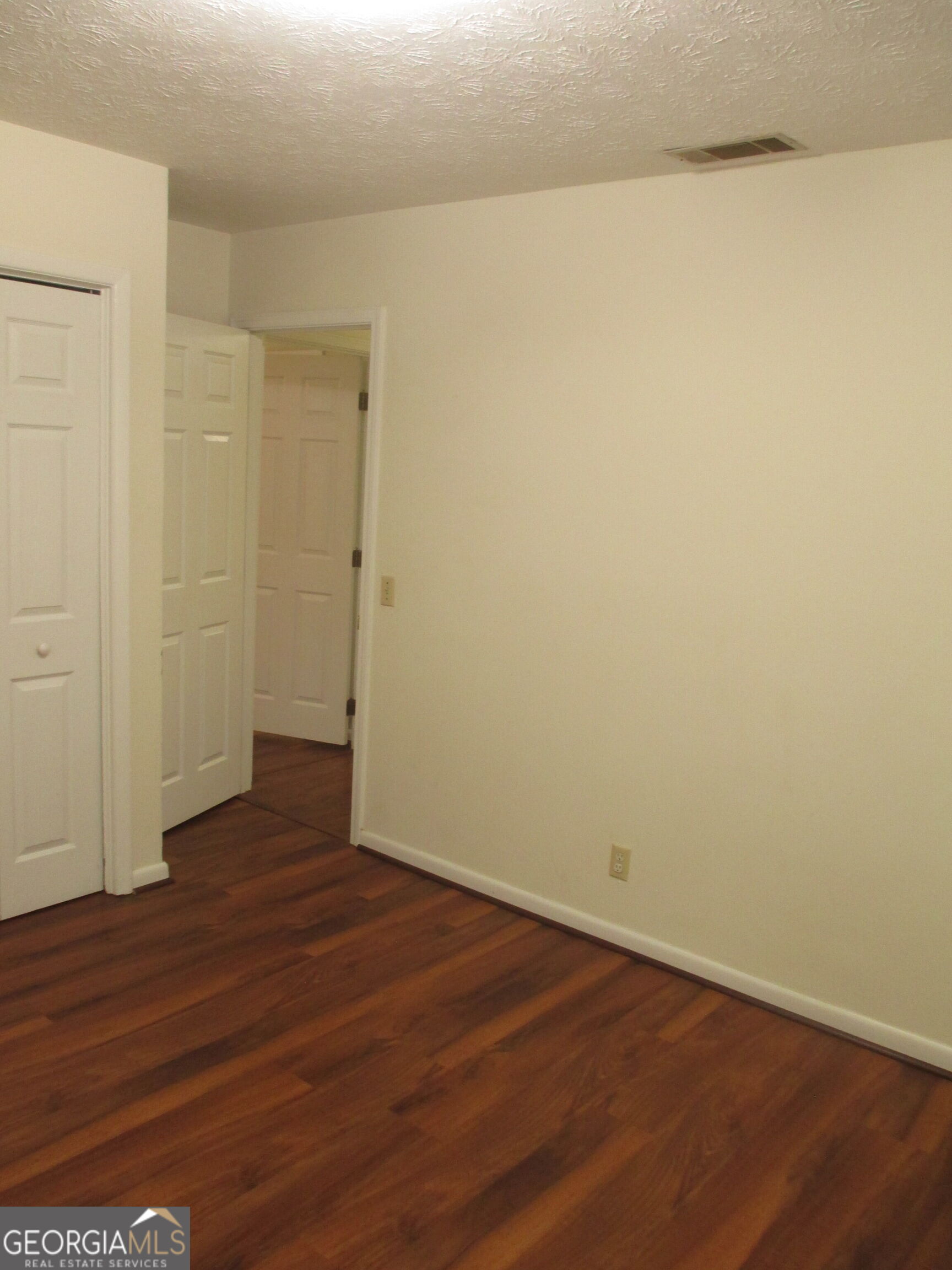 94 S Miller Street Property Photo 22