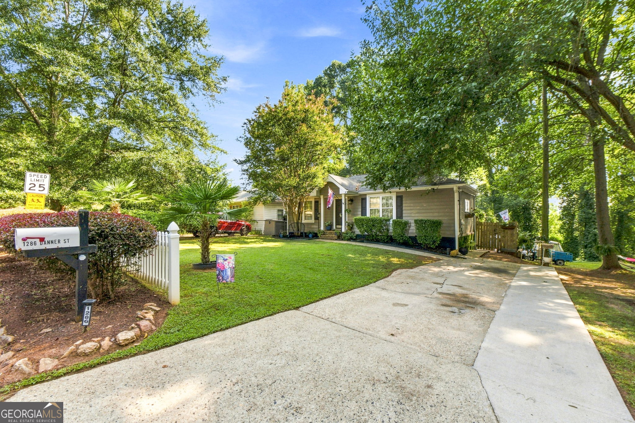 1286 Danner Street Se Property Photo 2