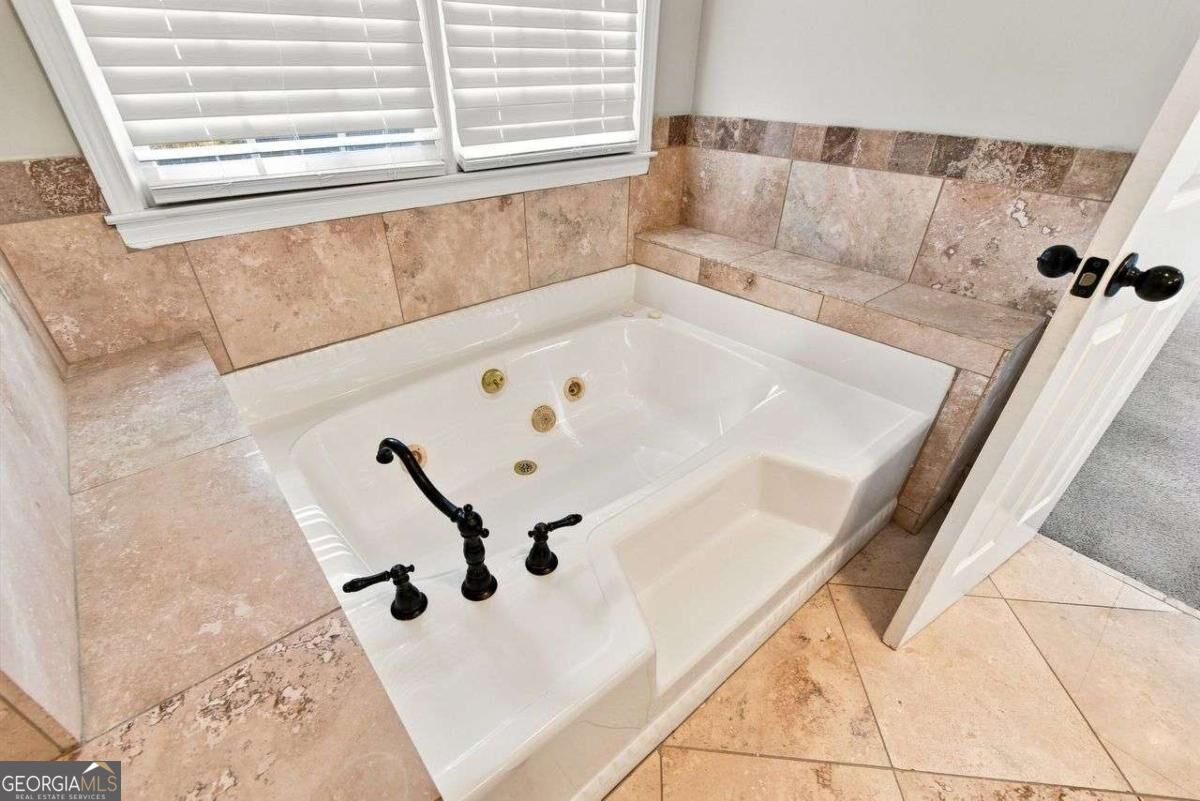136 Springcrest Trail Property Photo 38