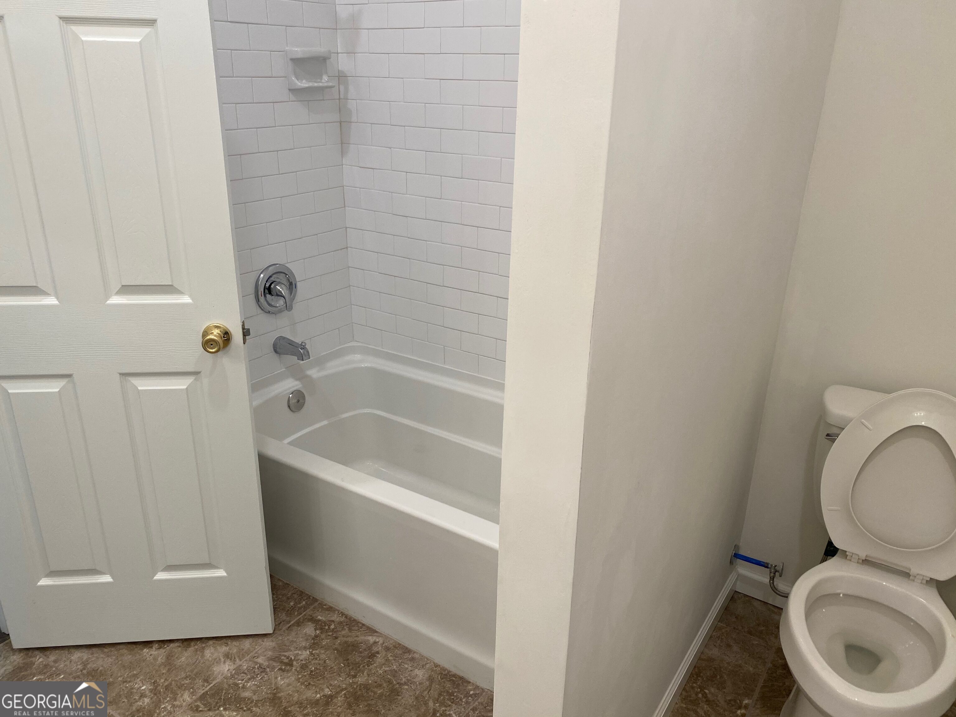 244 Windemere Way Property Photo 15