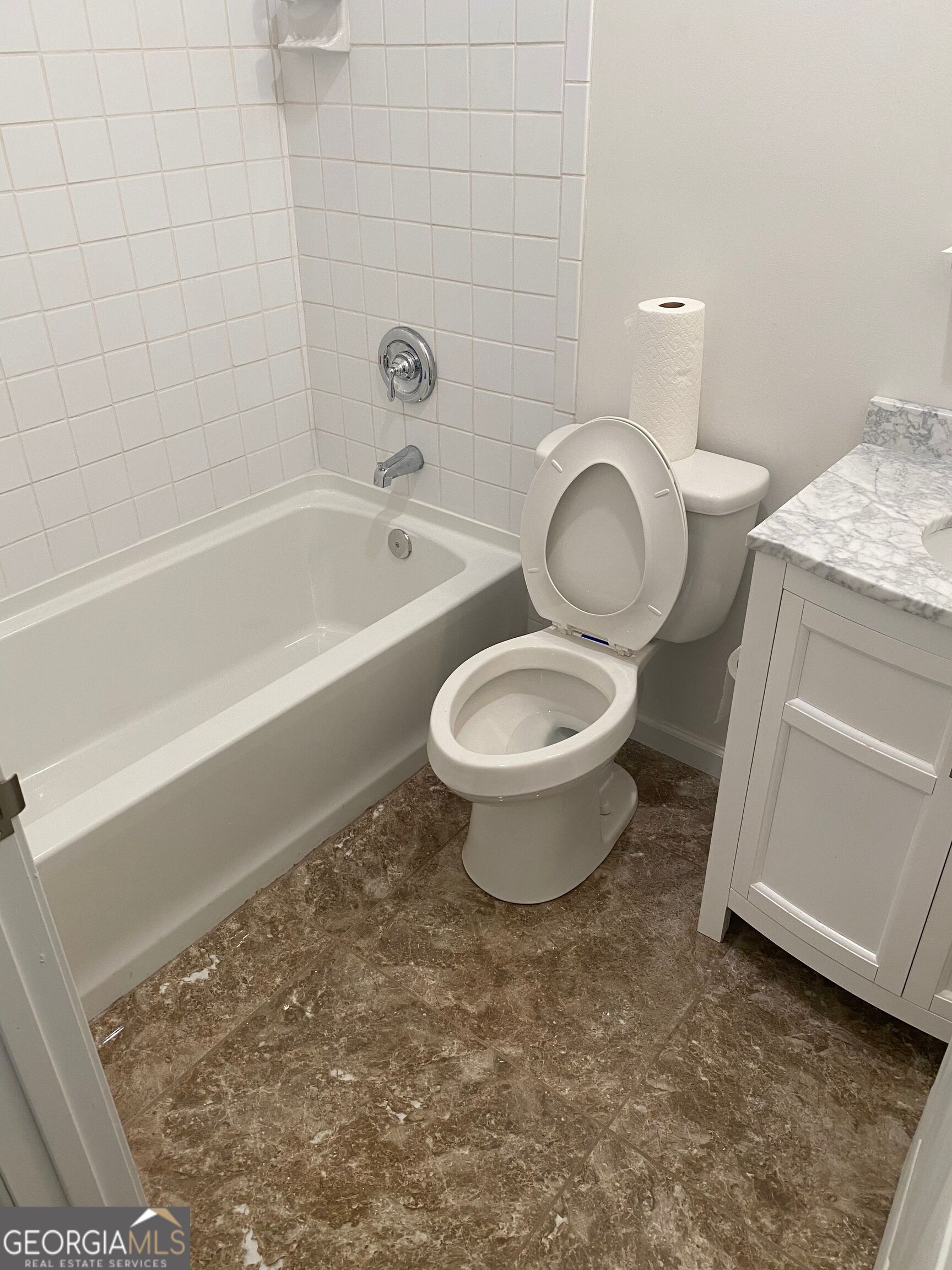 244 Windemere Way Property Photo 17