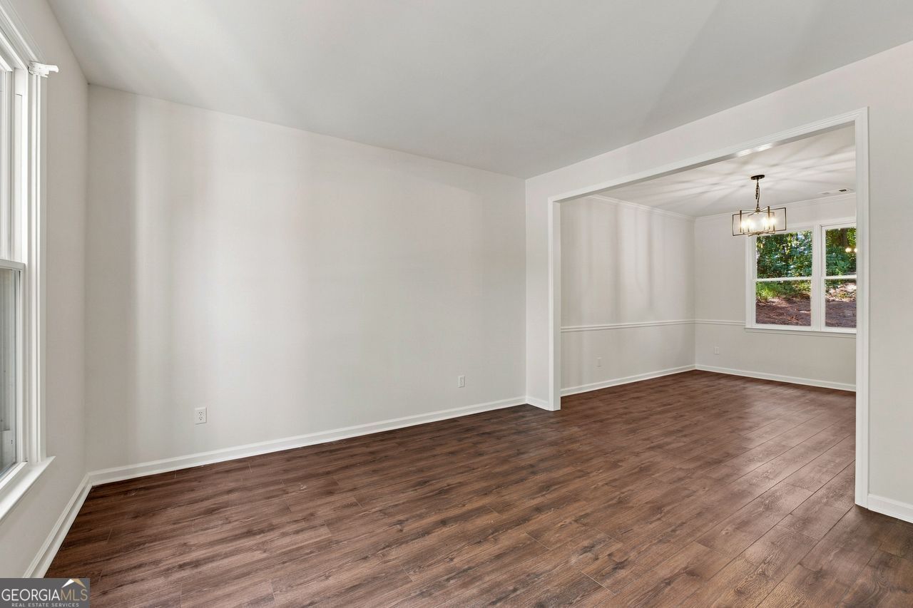 2960 Saddlebrook Glen Drive Property Photo 8