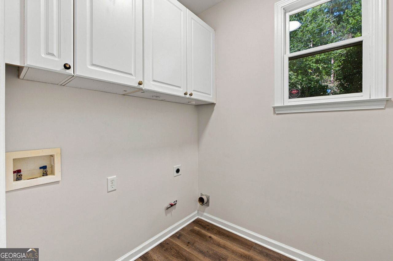 2960 Saddlebrook Glen Drive Property Photo 13