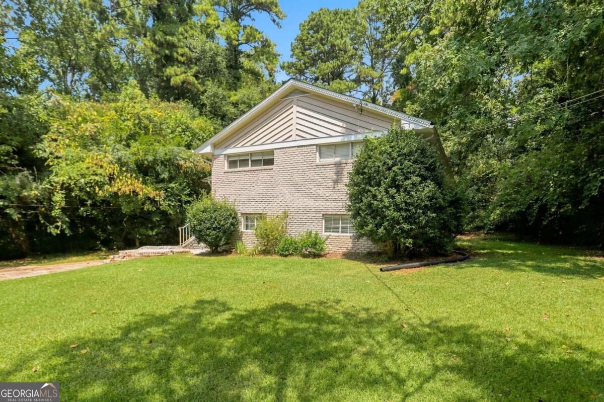 3456 Spring Circle Property Photo 3