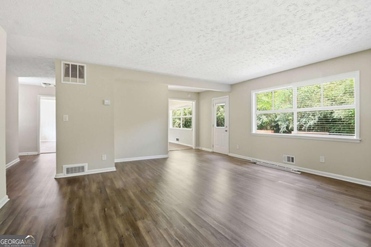 3456 Spring Circle Property Photo 18