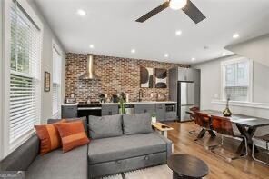 1280 Longreen Terrace Nw Property Photo 5