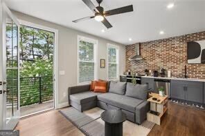1280 Longreen Terrace Nw Property Photo 9