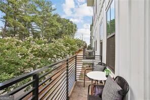 1280 Longreen Terrace Nw Property Photo 10