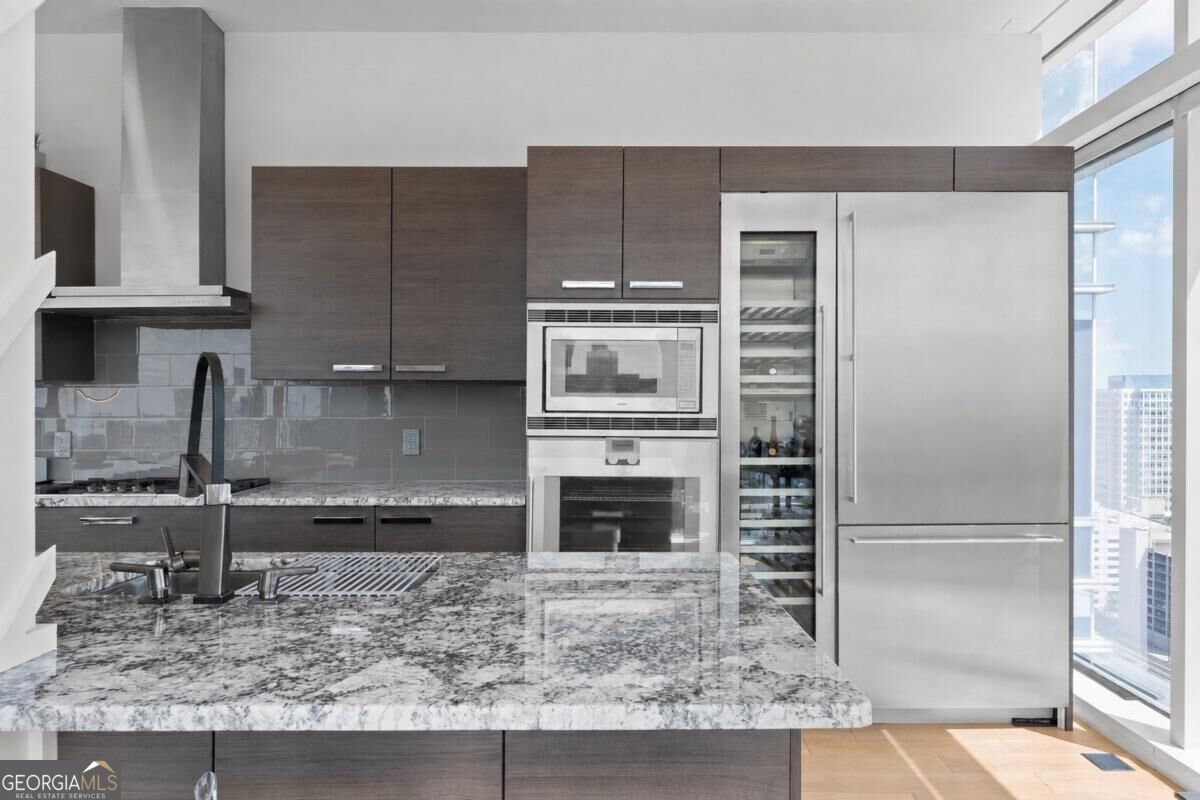 45 Ivan Allen Jr Boulevard # 2505 Property Photo 8