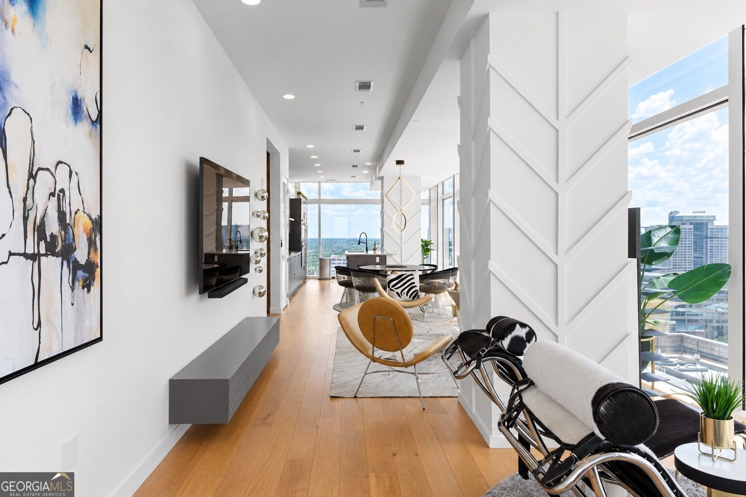 45 Ivan Allen Jr Boulevard # 2505 Property Photo 19