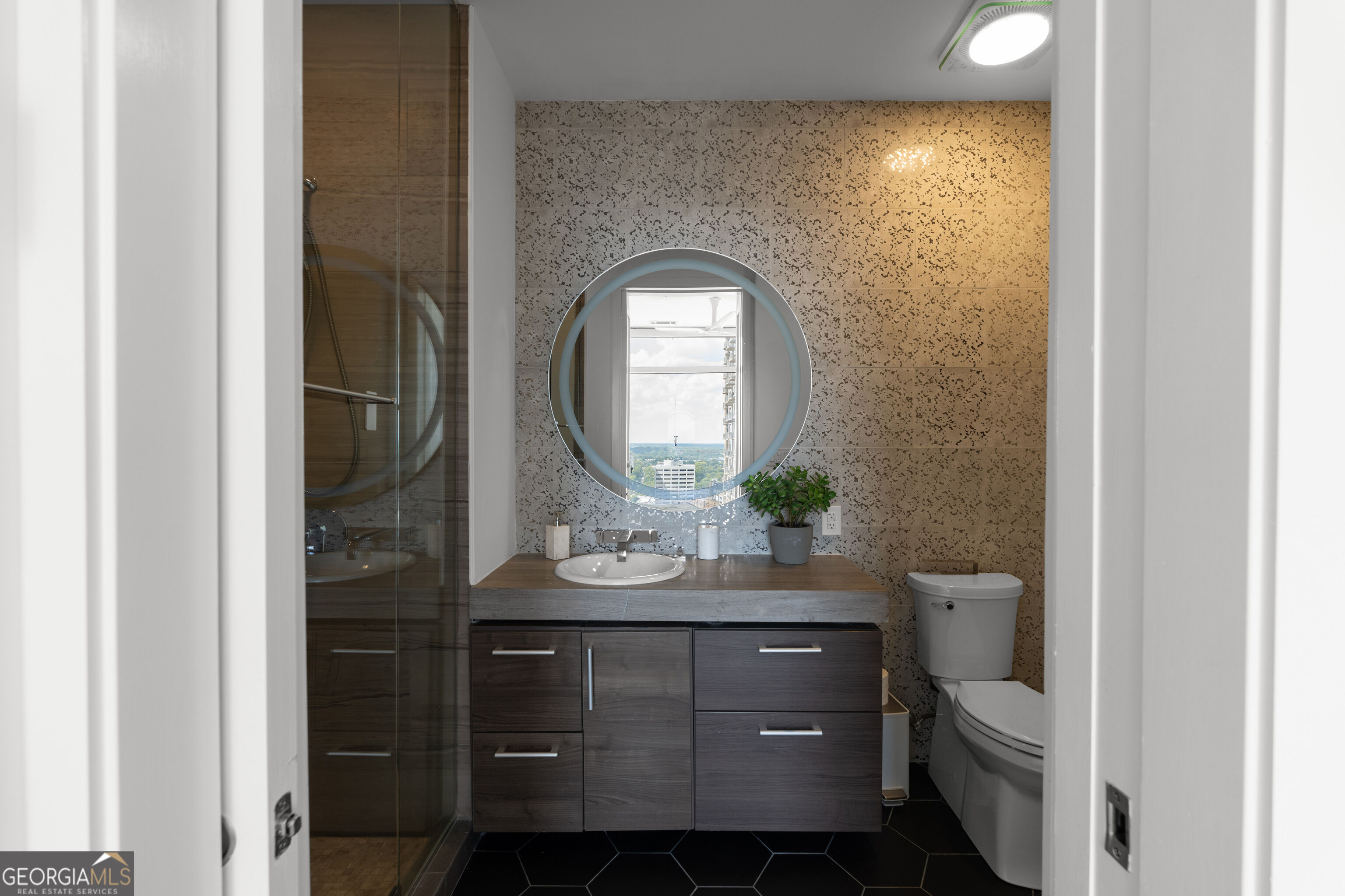 45 Ivan Allen Jr Boulevard # 2505 Property Photo 40