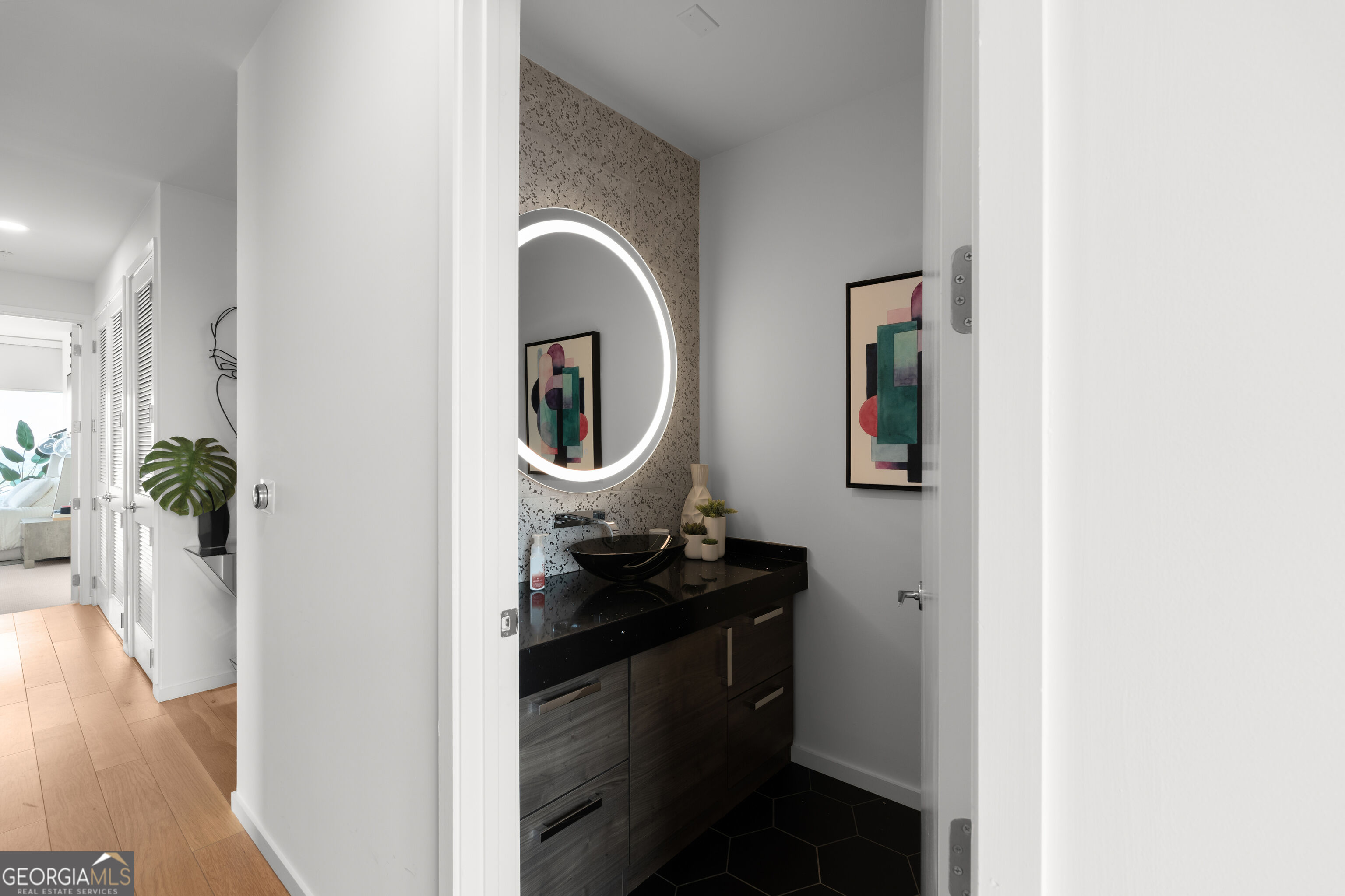 45 Ivan Allen Jr Boulevard # 2505 Property Photo 42