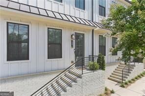 990 Viney Way Nw Property Photo 2