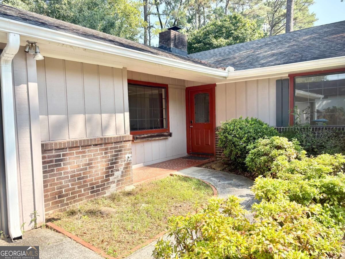 1398 Fairfield Drive Sw Property Photo 4