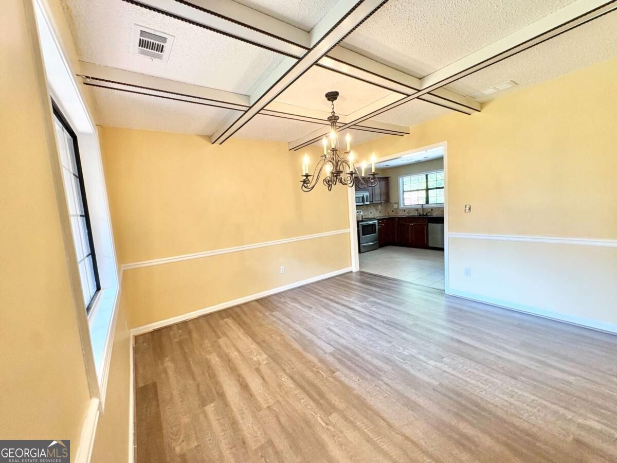 1398 Fairfield Drive Sw Property Photo 10