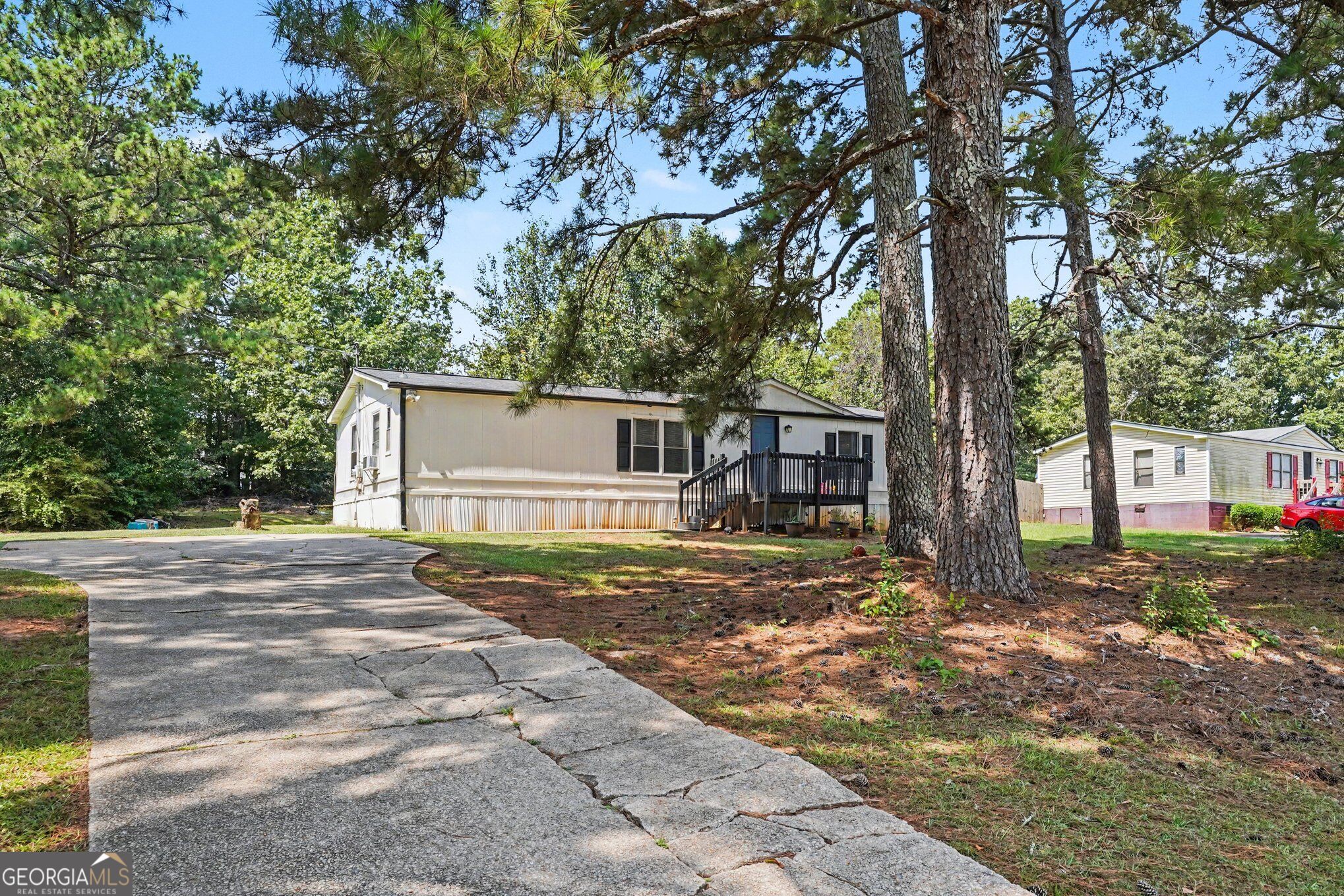 915 Steele Drive Property Photo 6