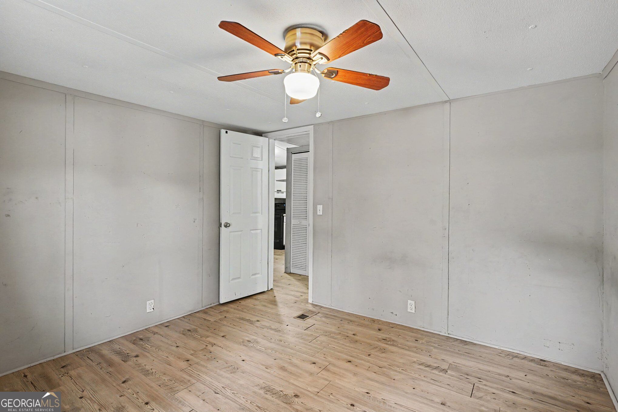 915 Steele Drive Property Photo 19