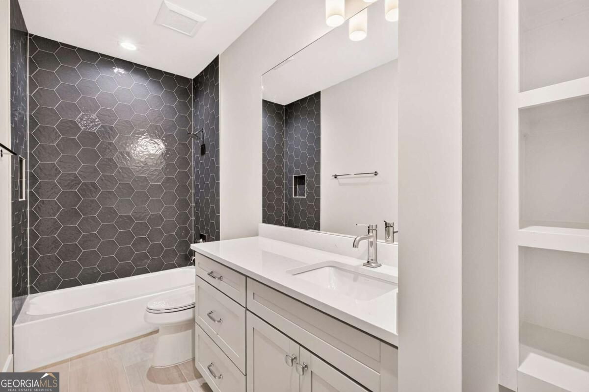 515 Reserve Way Property Photo 38