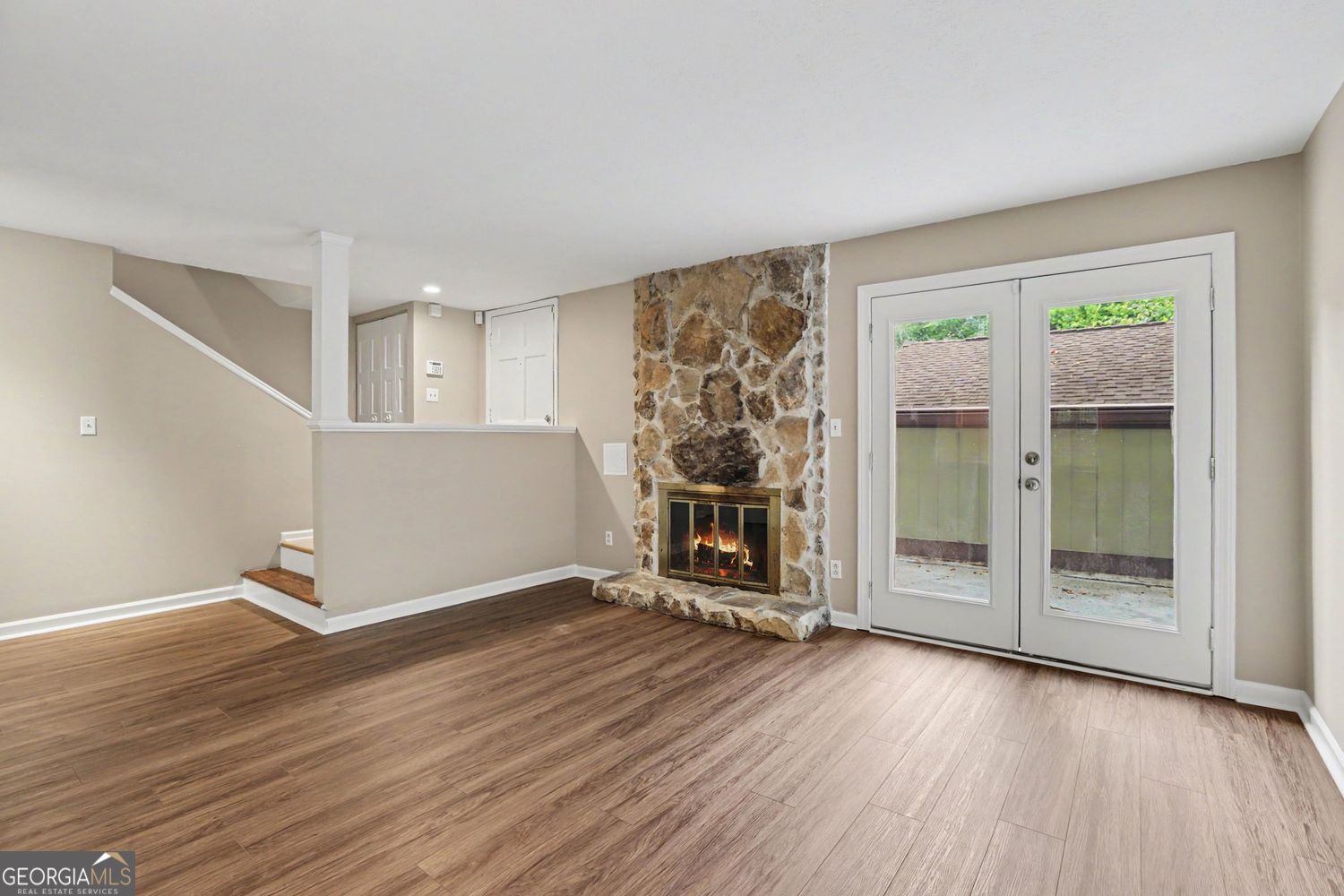 2752 Meadow Mere E Property Photo 5
