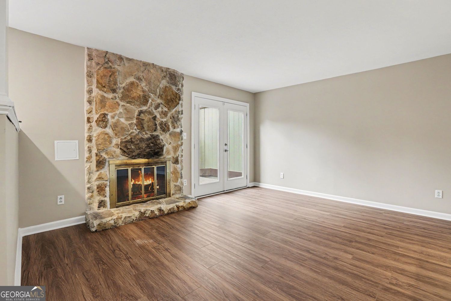 2752 Meadow Mere E Property Photo 6