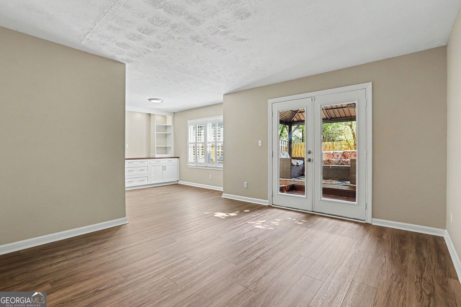 2752 Meadow Mere E Property Photo 7