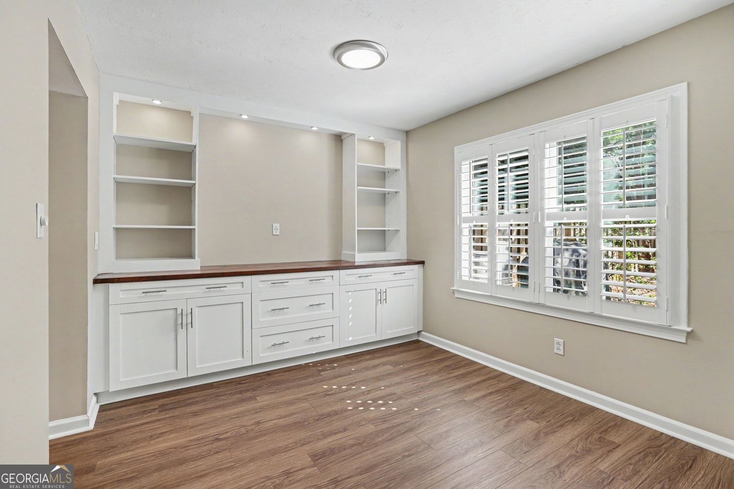 2752 Meadow Mere E Property Photo 9