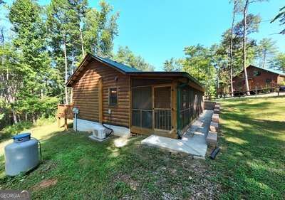 305 Whispering Hills Road Property Photo 5
