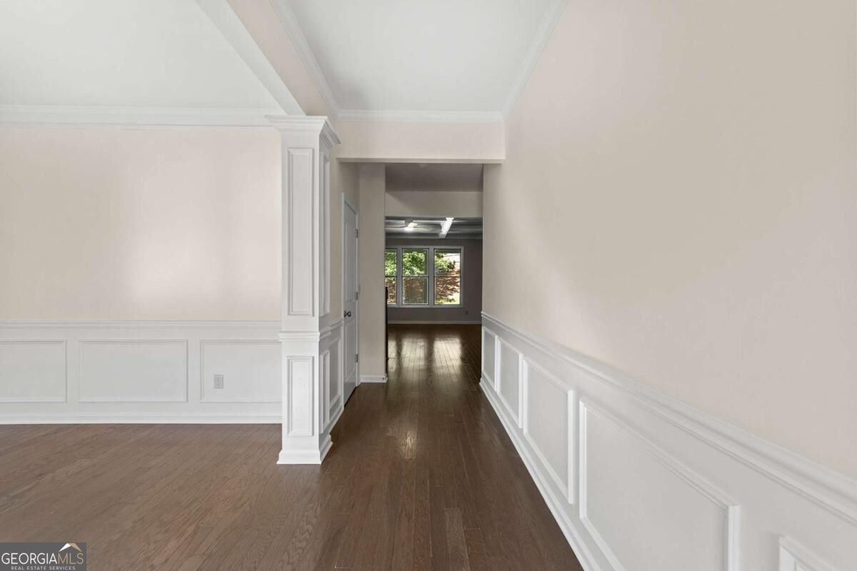 7491 Silk Tree Pointe Property Photo 4