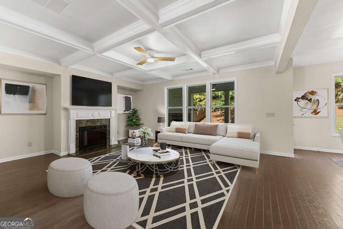 7491 Silk Tree Pointe Property Photo 9