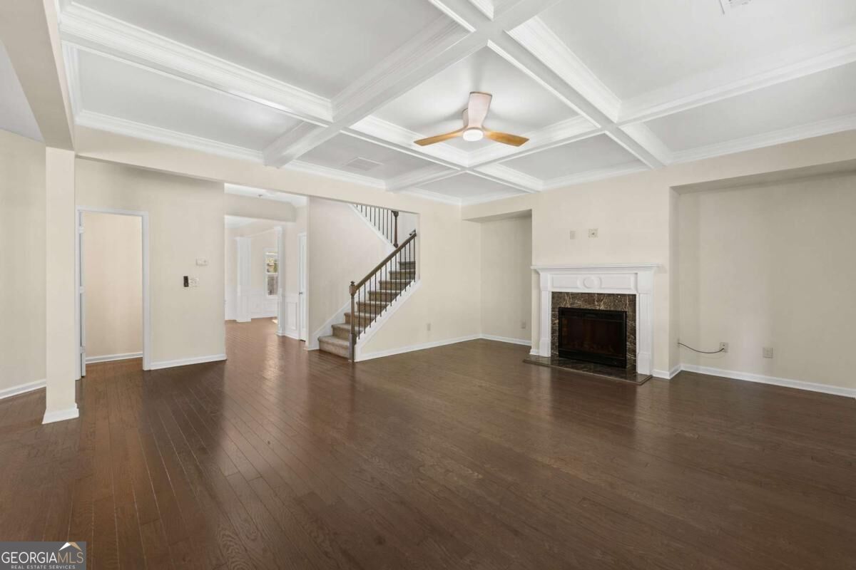7491 Silk Tree Pointe Property Photo 11