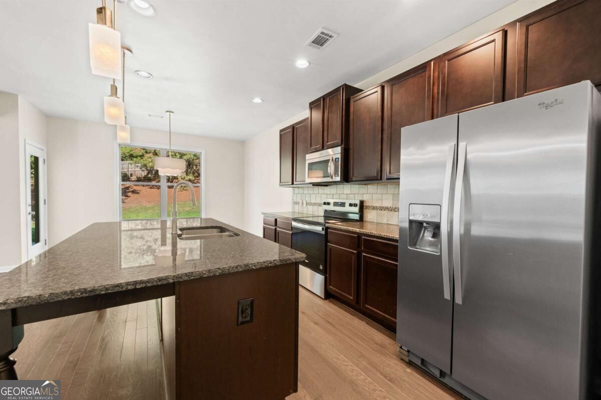 7491 Silk Tree Pointe Property Photo 19