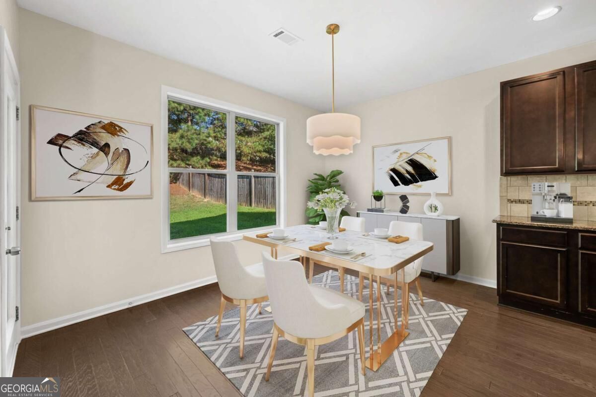 7491 Silk Tree Pointe Property Photo 21