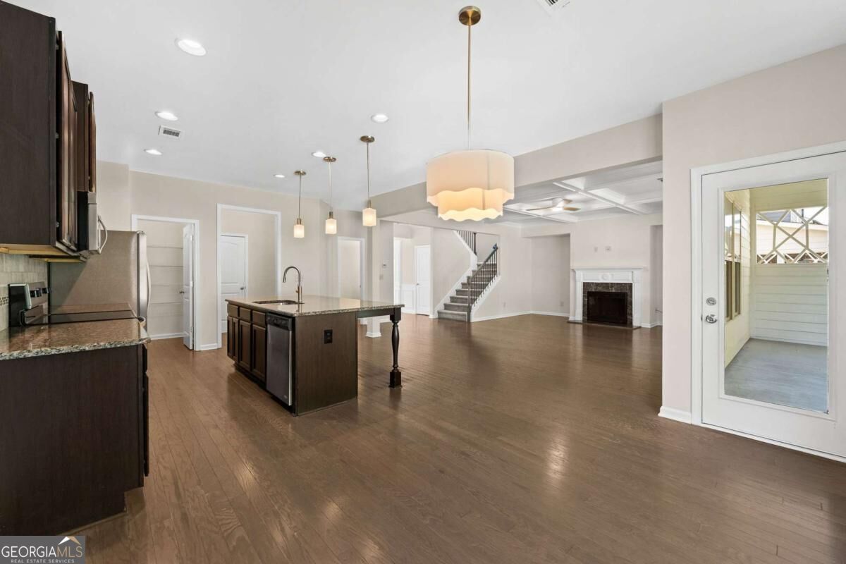 7491 Silk Tree Pointe Property Photo 22