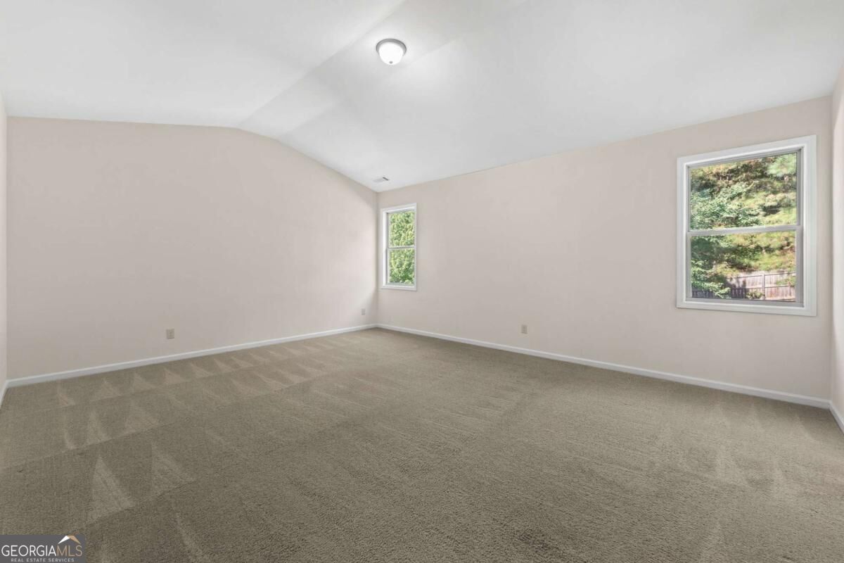 7491 Silk Tree Pointe Property Photo 28