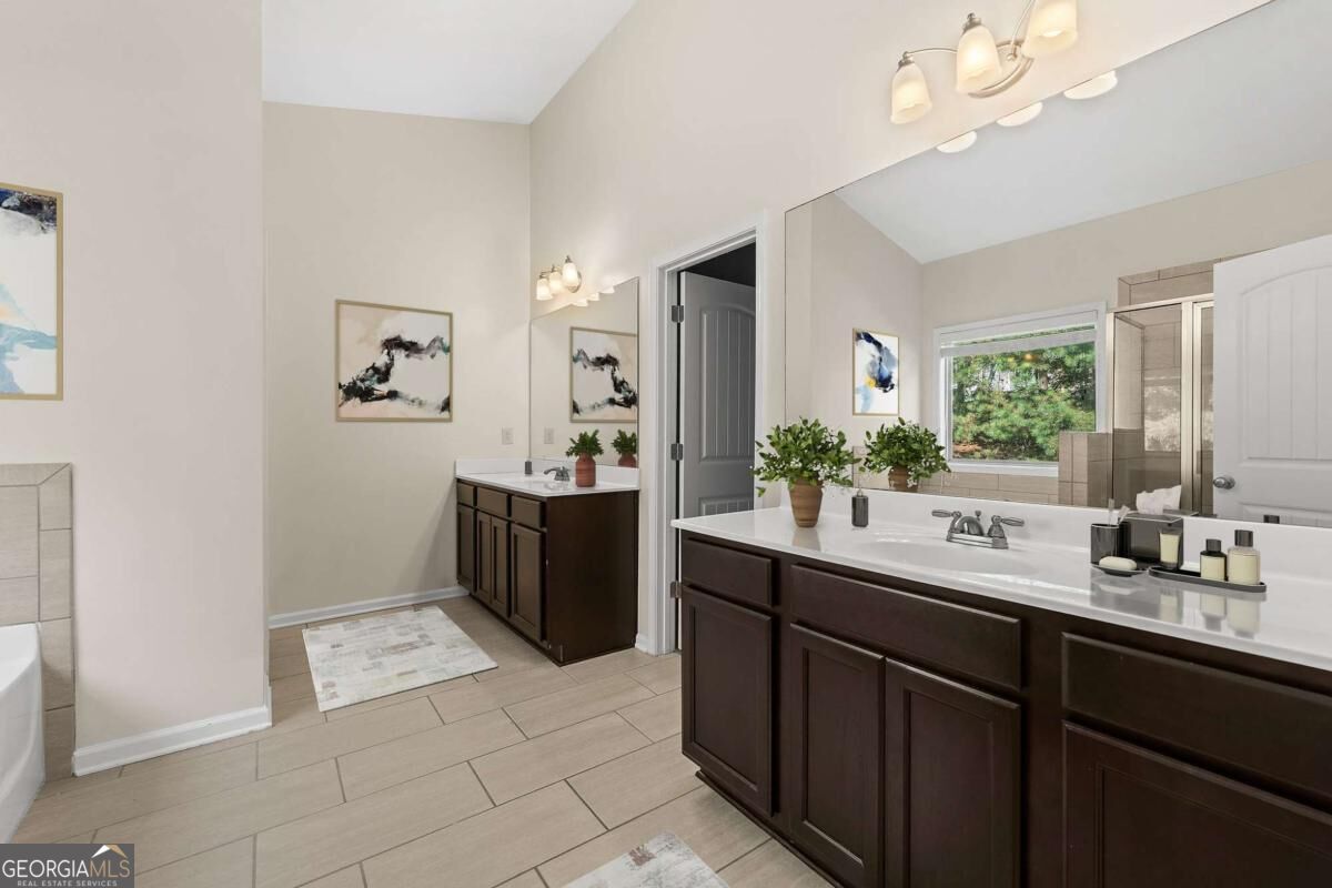 7491 Silk Tree Pointe Property Photo 34