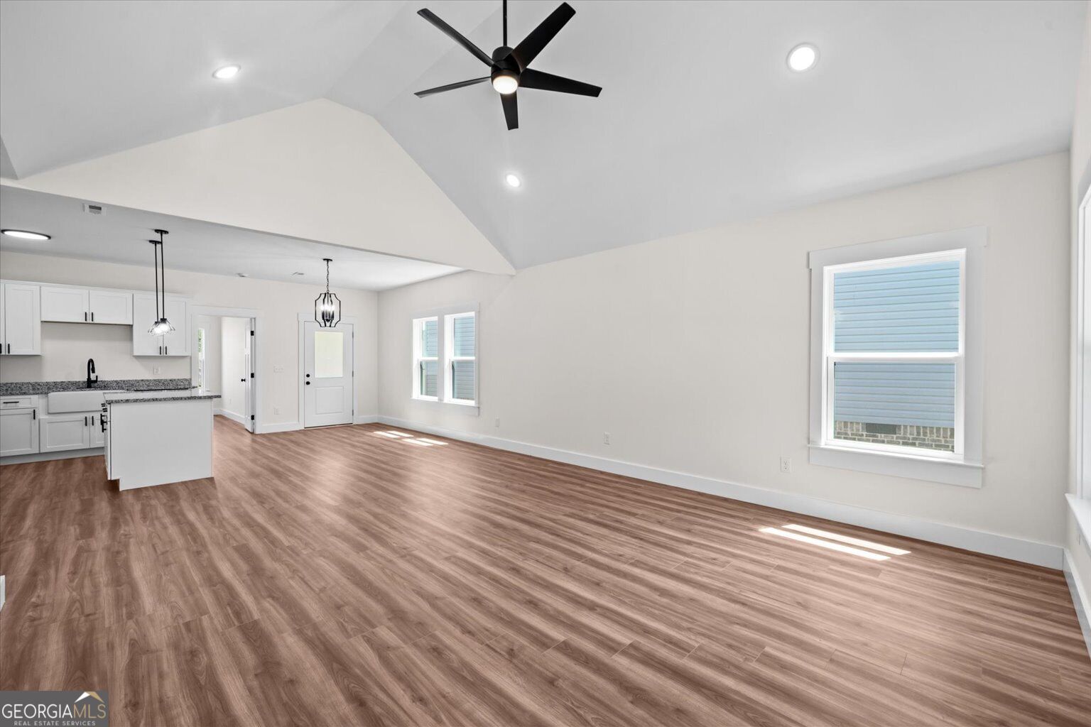 144 Washington Street Property Photo 9