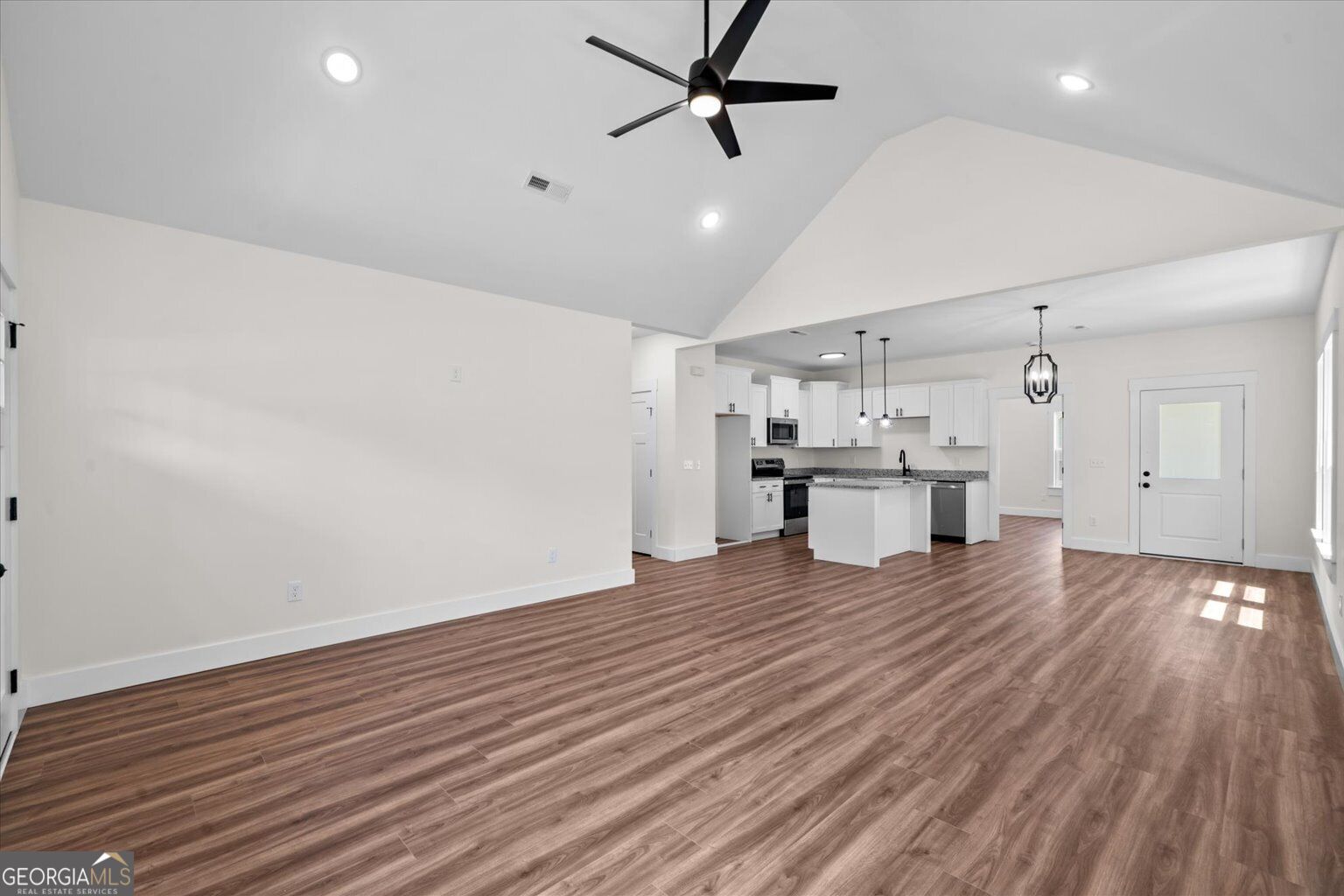 144 Washington Street Property Photo 10