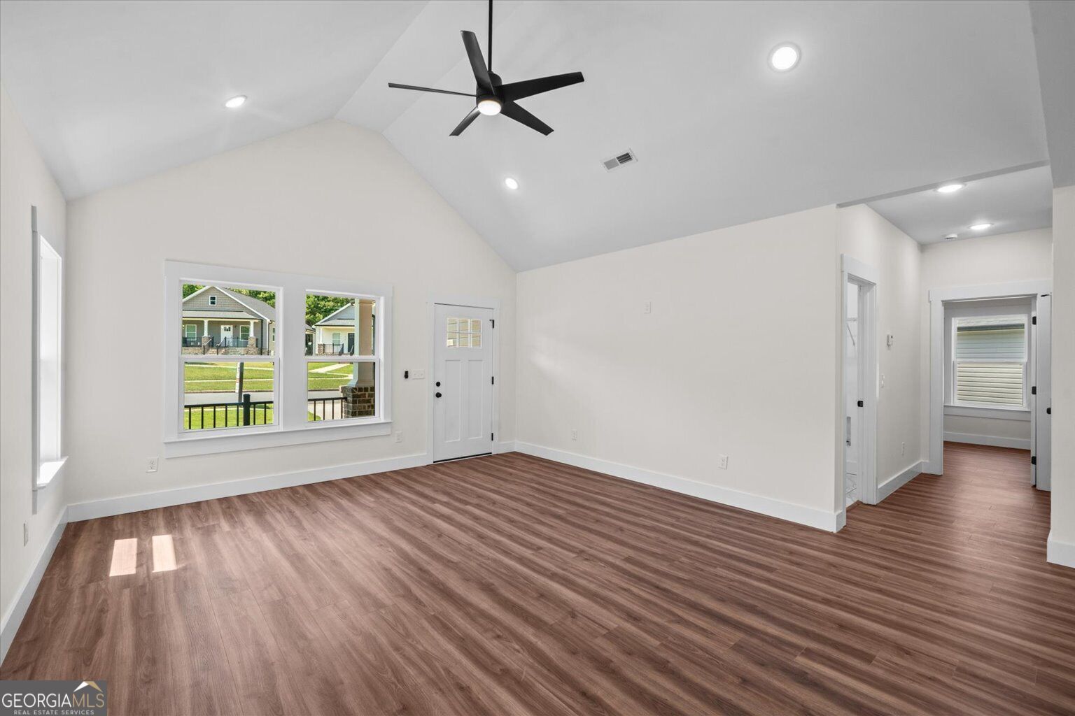 144 Washington Street Property Photo 11