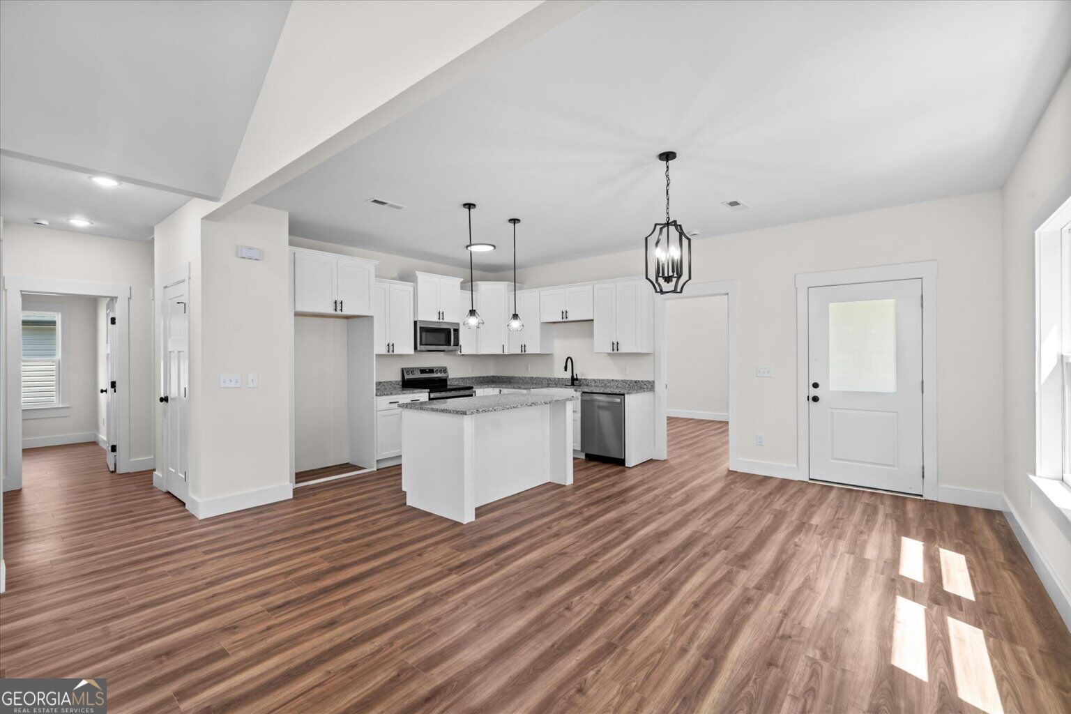 144 Washington Street Property Photo 13