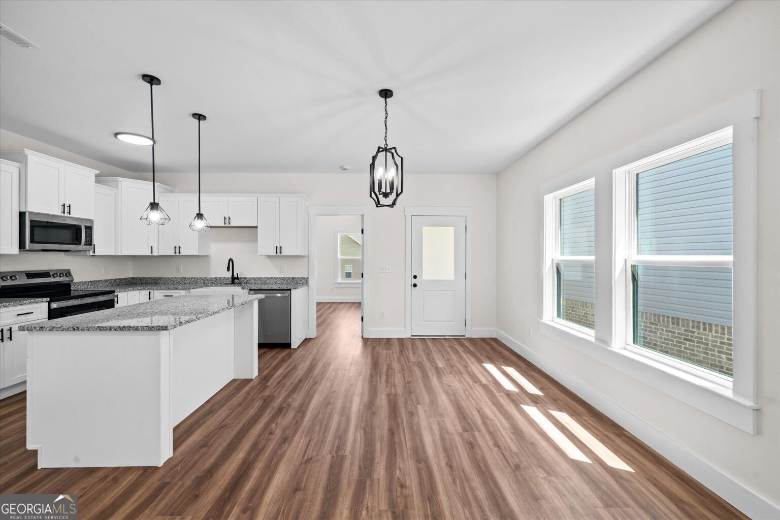 144 Washington Street Property Photo 14