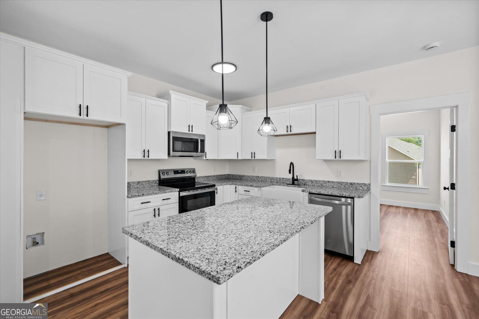 144 Washington Street Property Photo 16