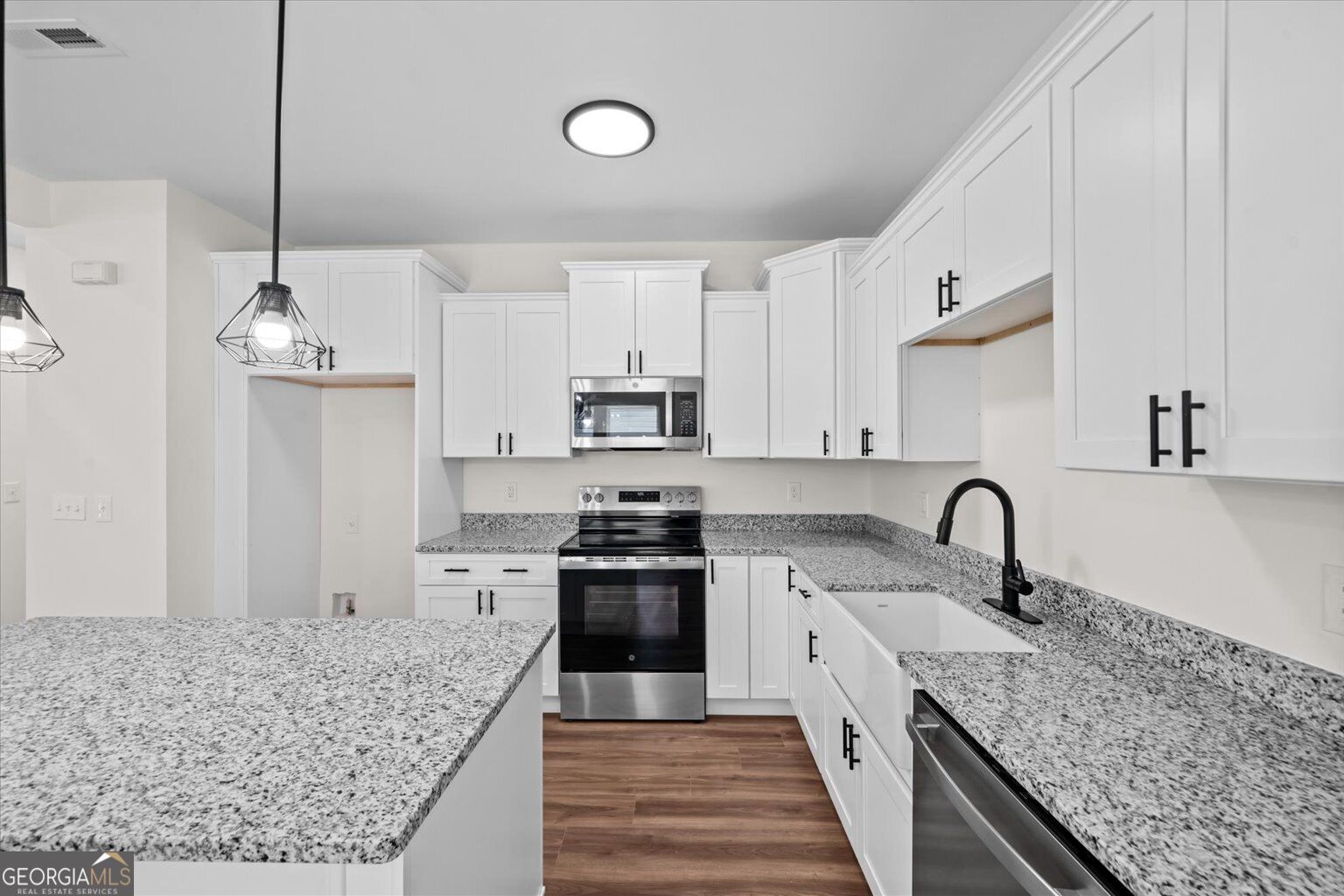 144 Washington Street Property Photo 19