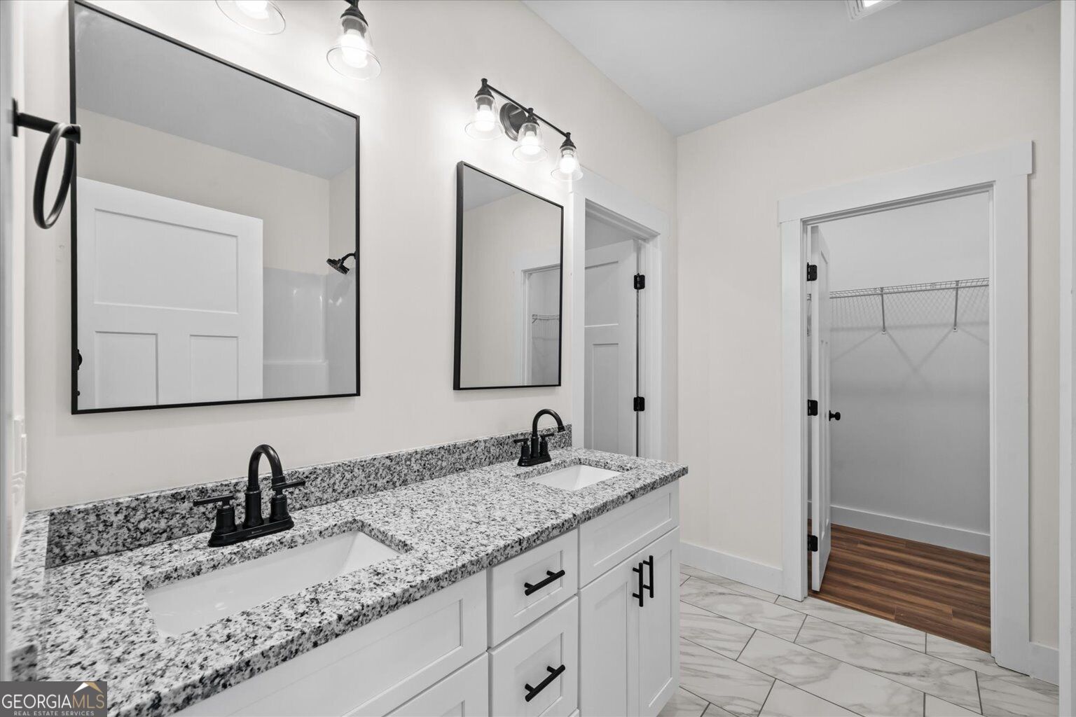 144 Washington Street Property Photo 27