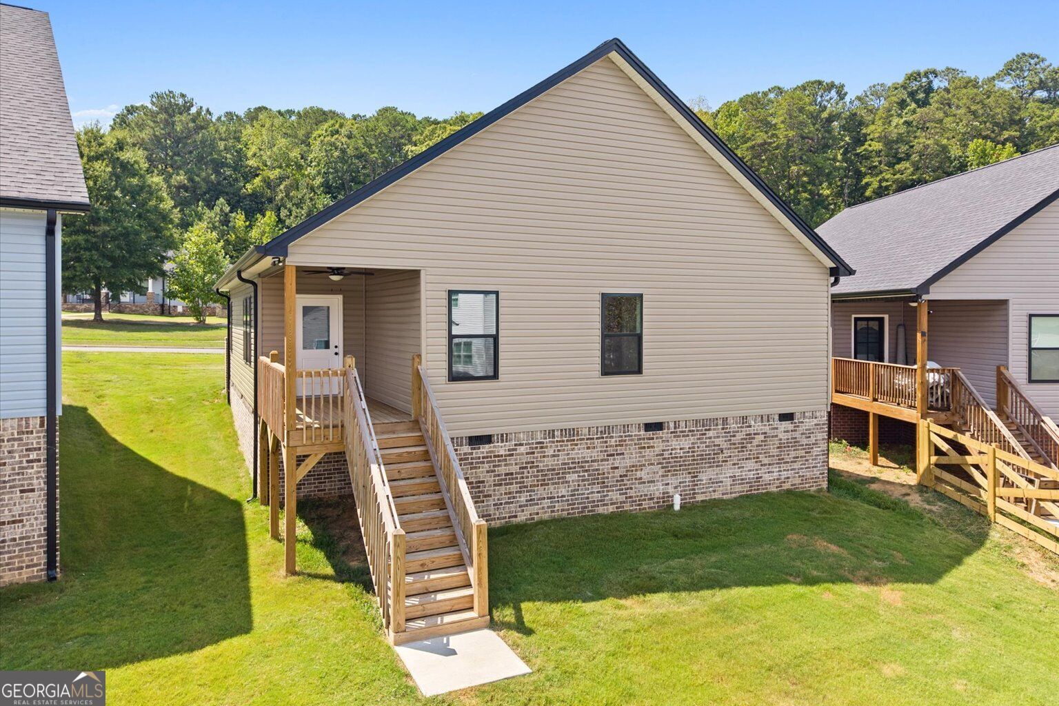 144 Washington Street Property Photo 43