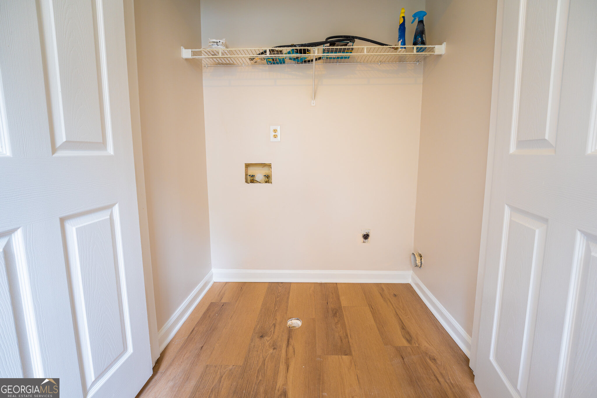 7035 Panda Road Property Photo 16