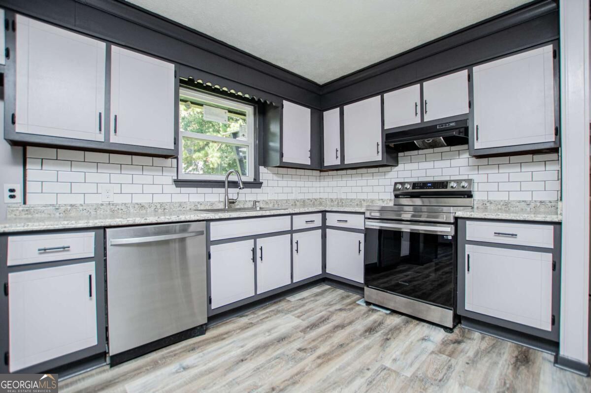 74 Adams Street Property Photo 15