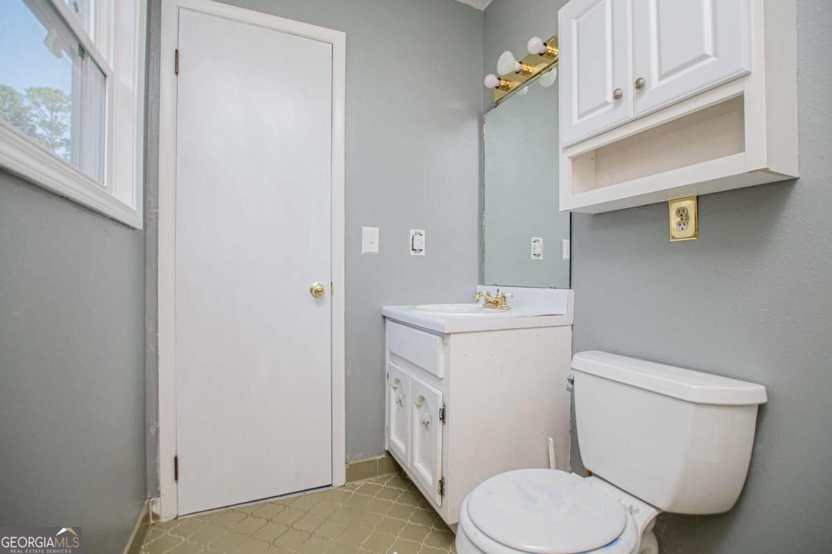 74 Adams Street Property Photo 24
