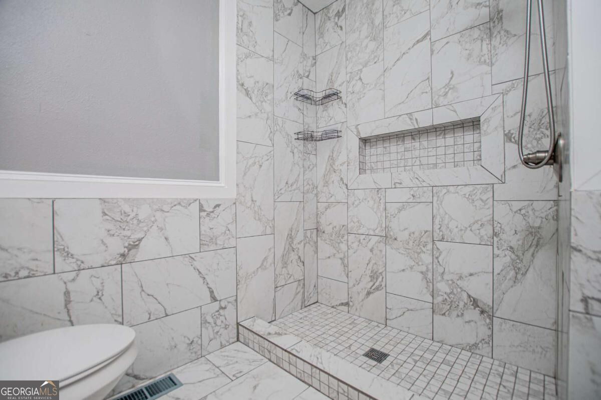 74 Adams Street Property Photo 31