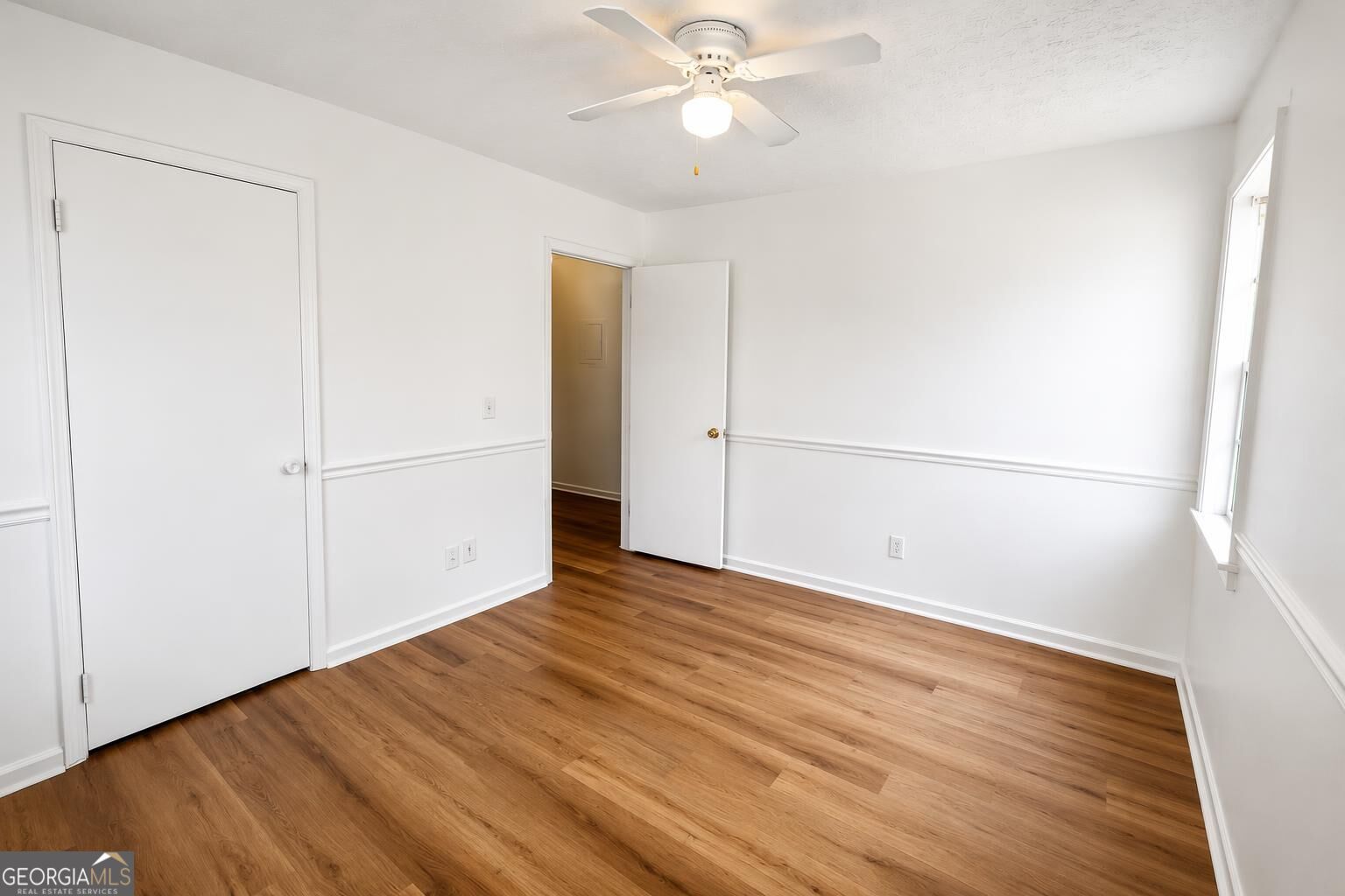 1529 S Davis Road Property Photo 14